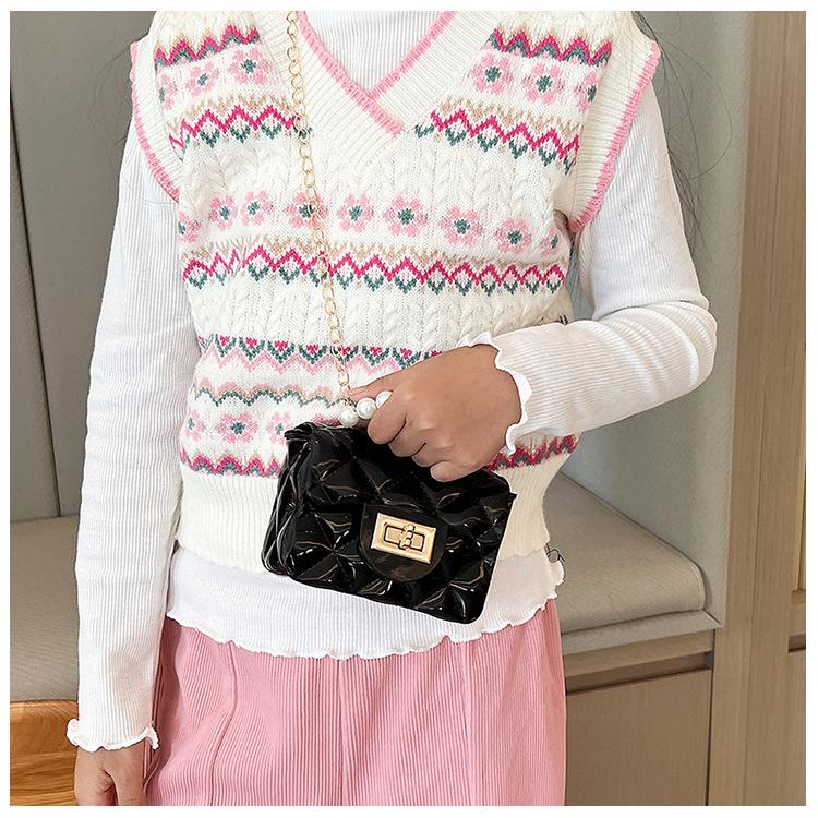 Kids fashion Girls'  Pearl Jelly Handbag Sweet and Versatile PVC Lingge Chain Zero Wallet B2304111