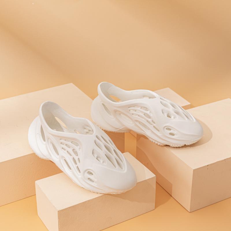 Cross-border Coconut Hole Shoes Sandals Boys And Girls Non-slip Platform Beach Shoes V6