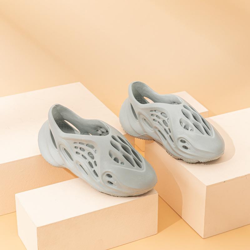 Cross-border Coconut Hole Shoes Sandals Boys And Girls Non-slip Platform Beach Shoes V6