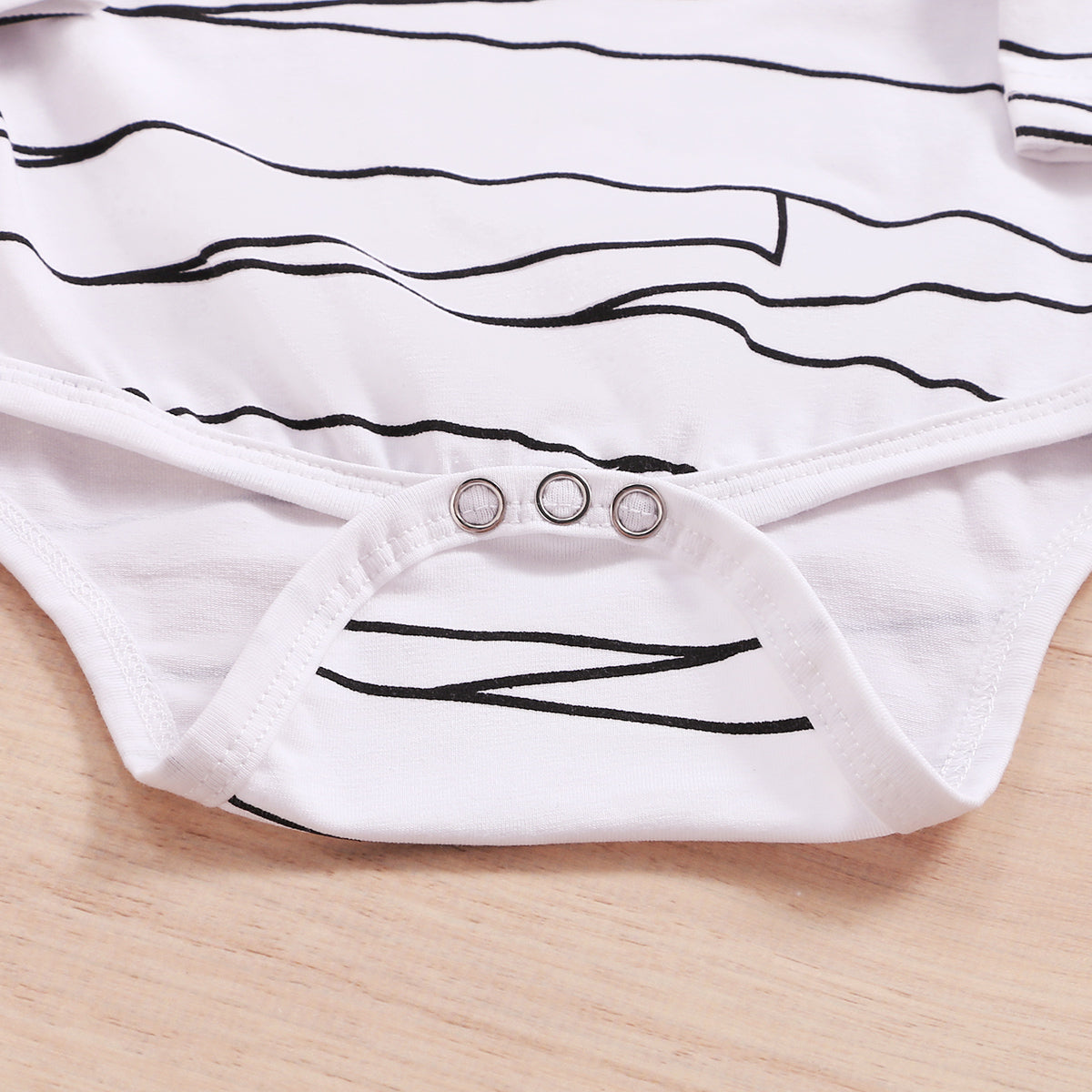Baby Clothes Baby Romper Animation Print Hoodie 3PCS Long Sleeve Trousers Suit Hat Included YMX2009206