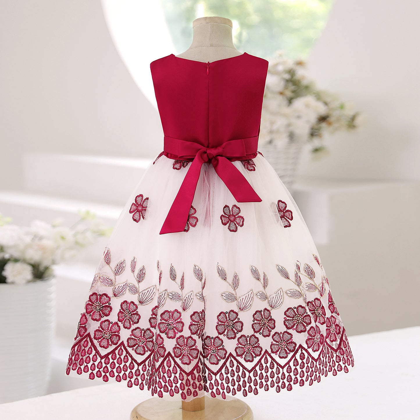 Toddler Baby Girls Princess Dress Floral Embroidery Gauze Sleeveless Round Neck Bow Dress 1PCS Princess Dress 2799