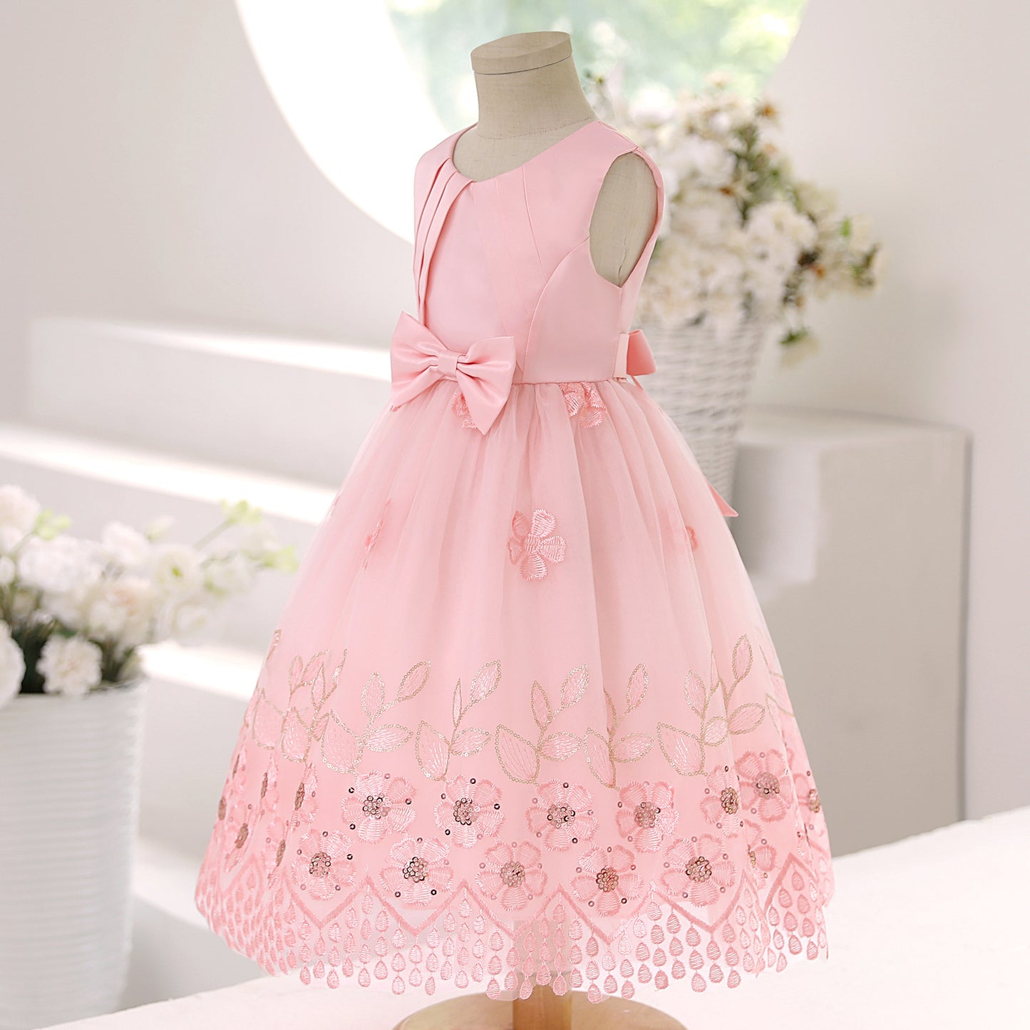 Toddler Baby Girls Princess Dress Floral Embroidery Gauze Sleeveless Round Neck Bow Dress 1PCS Princess Dress 2799